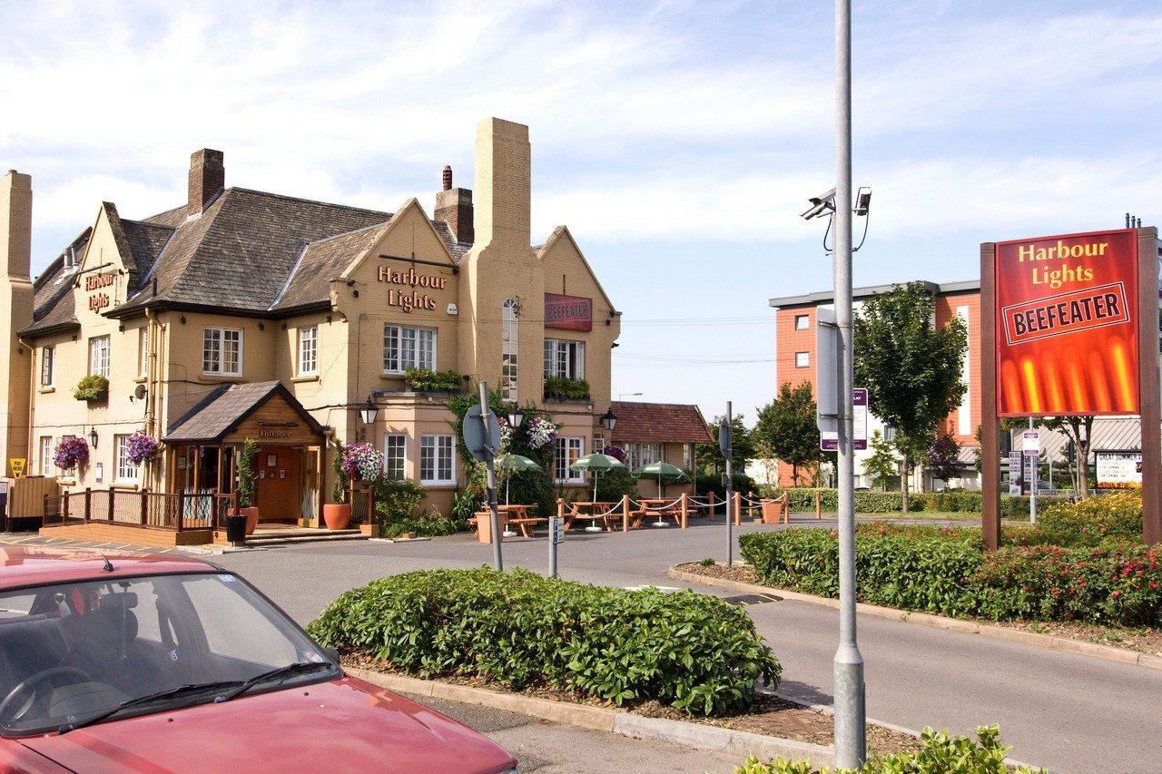 Premier Inn Portsmouth North Harbour Buitenkant foto