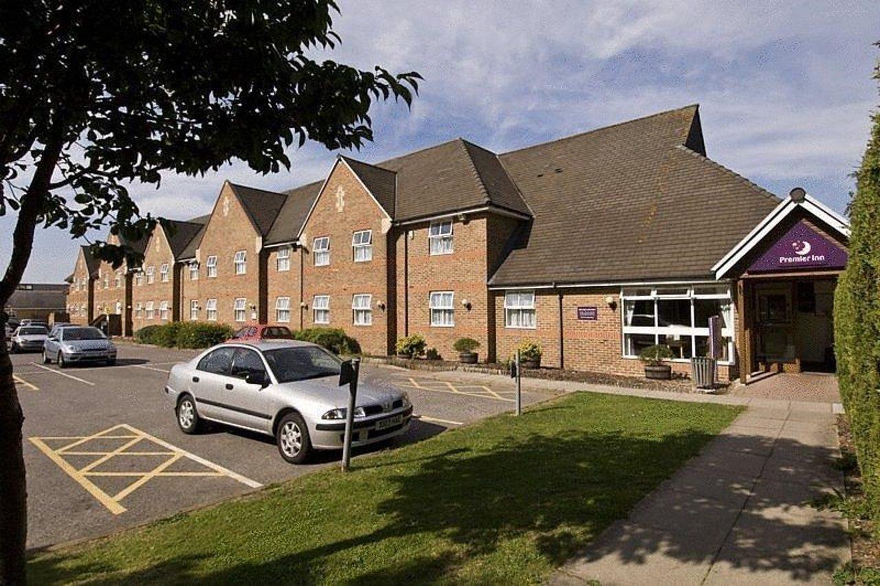 Premier Inn Portsmouth North Harbour Buitenkant foto